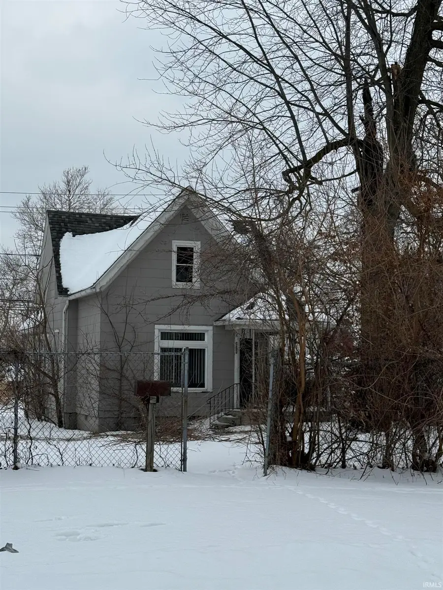 221 E Williams Street, Fort Wayne, IN 46803 - #3