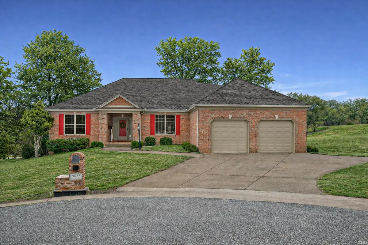 8911 Blackstone Drive, Newburgh, IN 47630 - Image #1