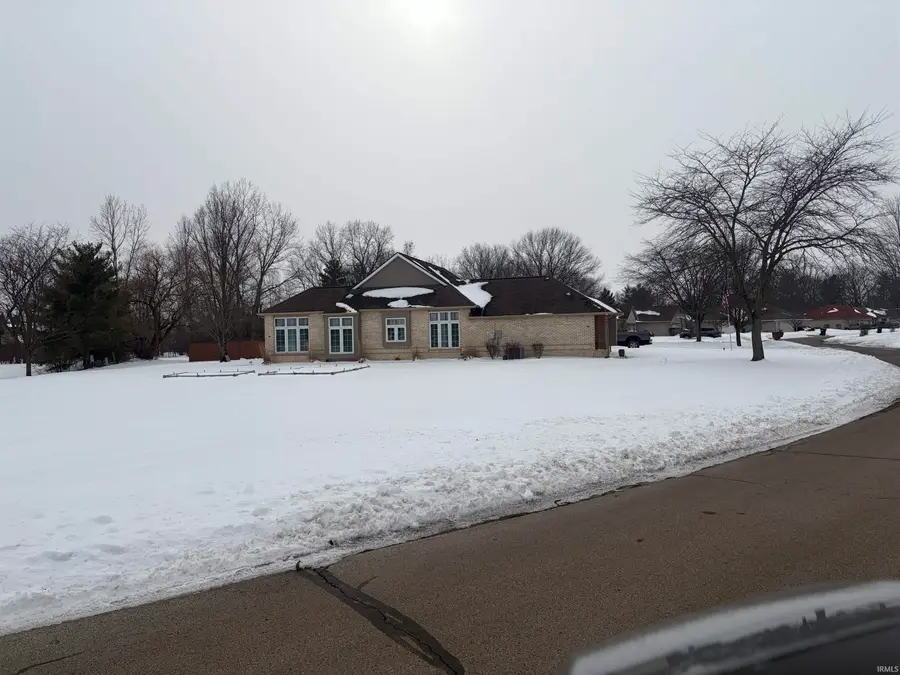 8123 W Ashford Lane, Muncie, IN 47304 - #2