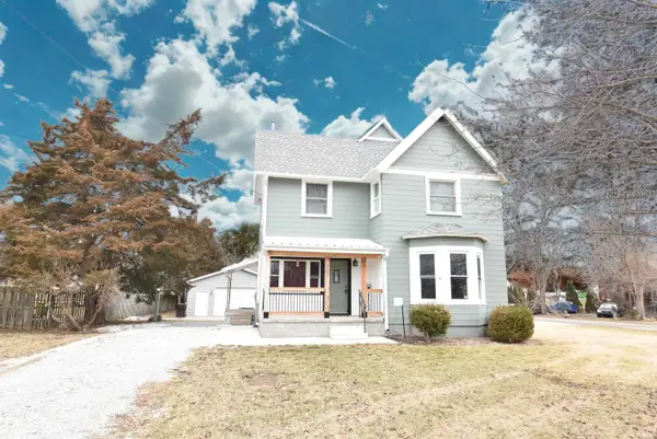 307 E 4th Street, Earl Park, IN 47942