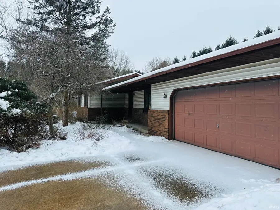 2486 E 375 N Road, Rochester, IN 46975 - #3