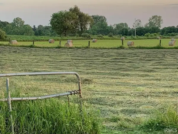 0557 County Road 32 Road, Corunna, IN 47630