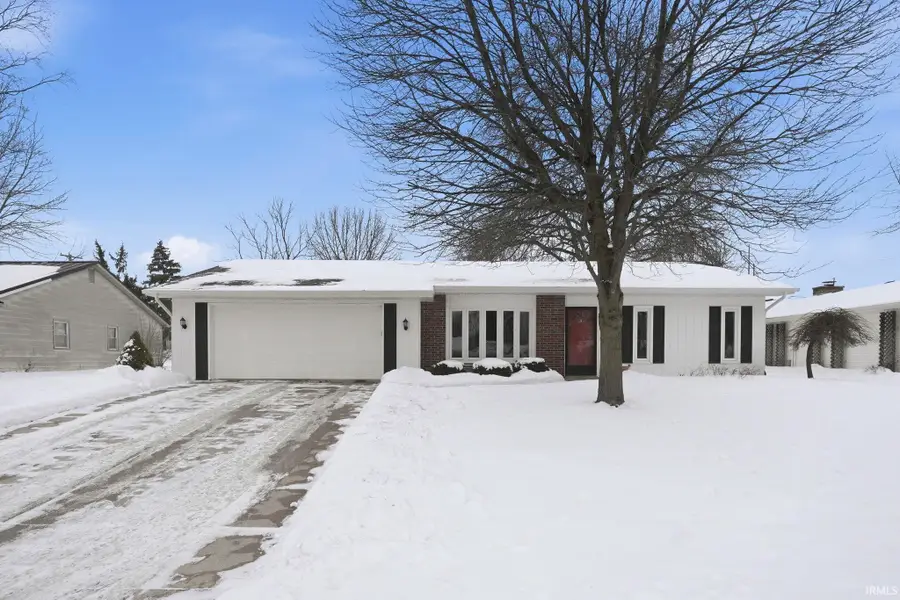 107 Mcintyre Drive, Auburn, IN 46706 - #2