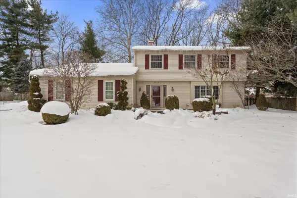 6233 Regent Court, South Bend, IN 46614