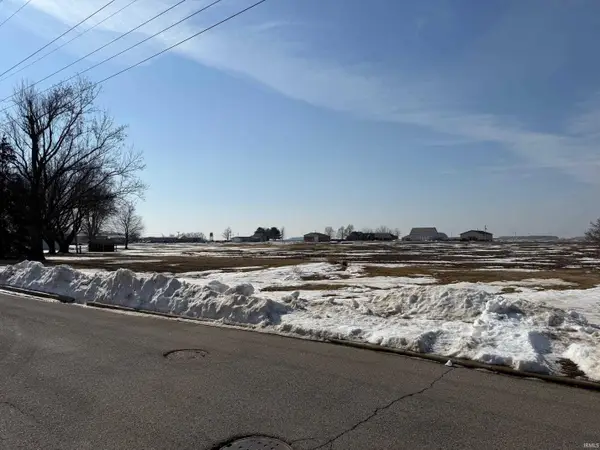 705 S Willow Street, Flora, IN 46929