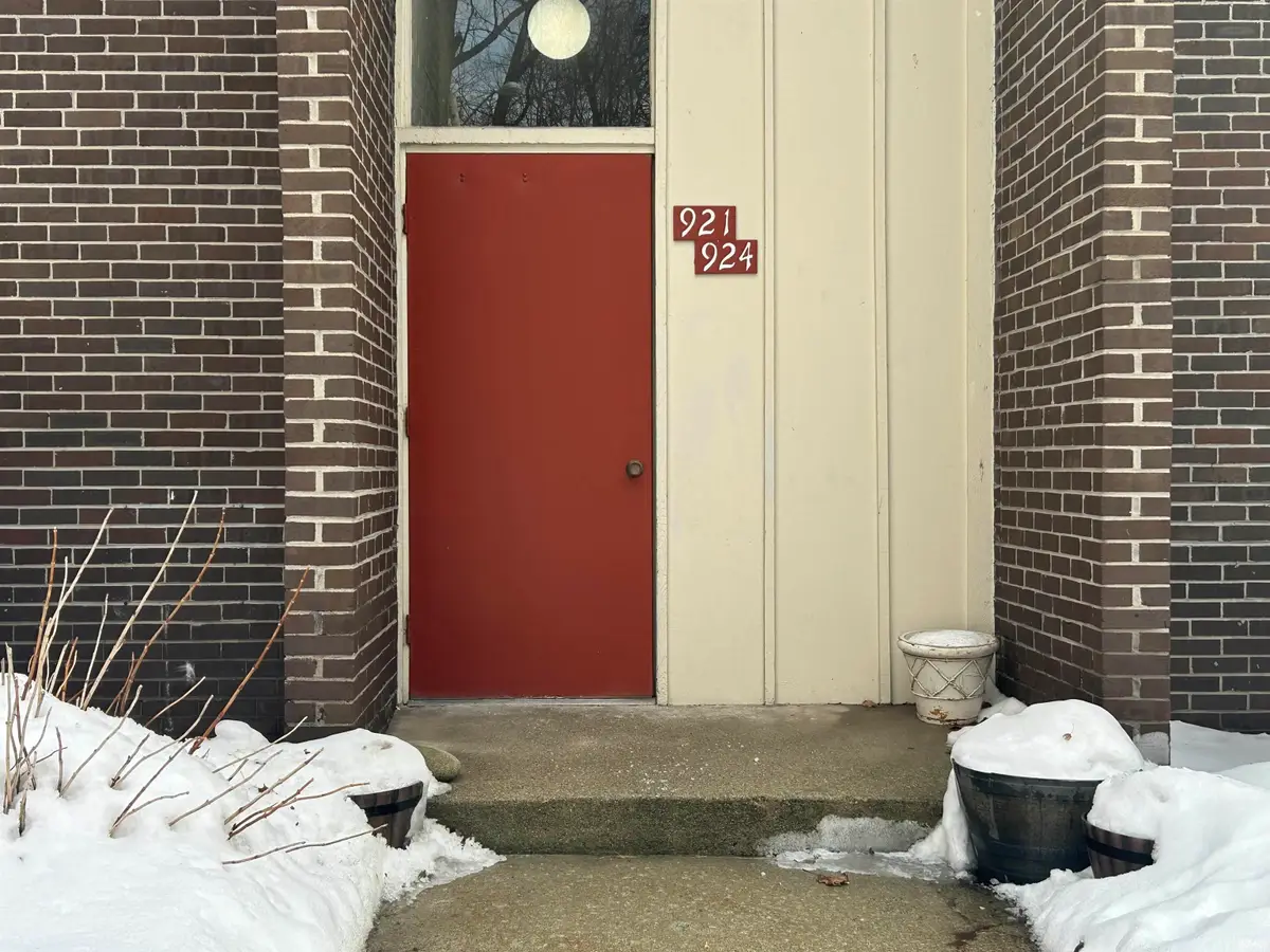 2500 Topsfield Road #923, South Bend, IN 46614 - #1