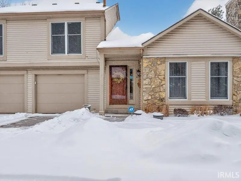 6214 Crofton Drive, Fort Wayne, IN 46835 - Image #1
