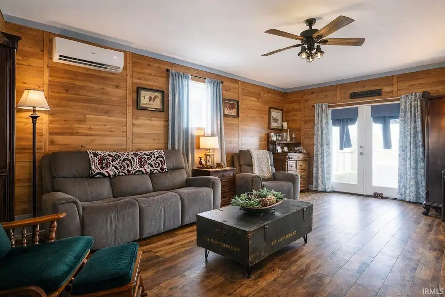 1301 N Locust Street, Mount Vernon, IN 47620 - Image #3