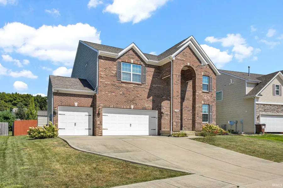 5368 W Stonewood Drive, Bloomington, IN 47403 - Image #2