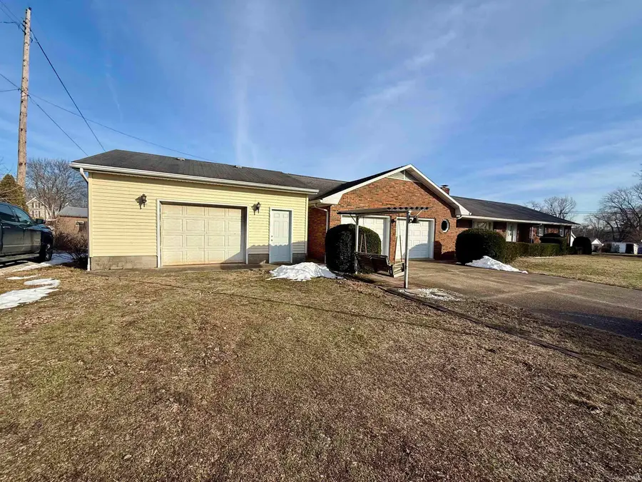 201 N Second Street, Owensville, IN 47665 - #2