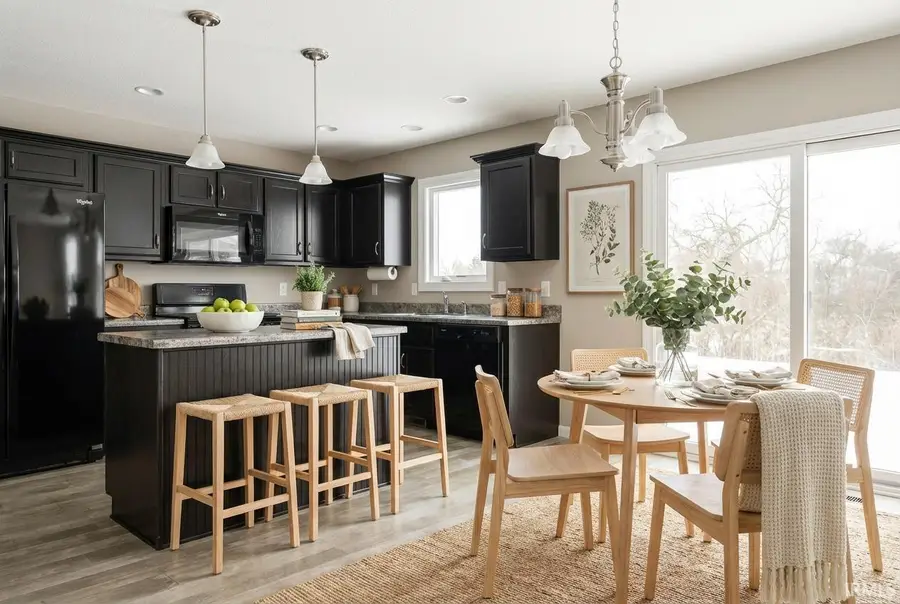 169 W Cambridge Drive, Columbia City, IN 46725 - #2