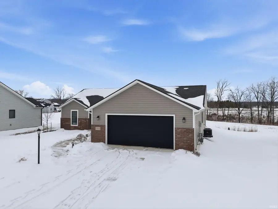 1910 Portland Cove, Huntertown, IN 46748 - #2