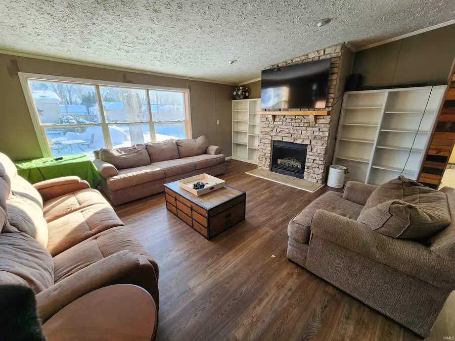 705 Zuercher Lane, Ossian, IN 46777 - #3