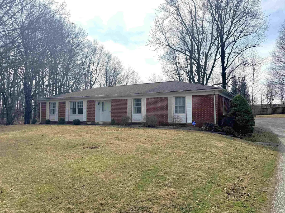 167 E 150 S, Crawfordsville, IN 47933 - #1