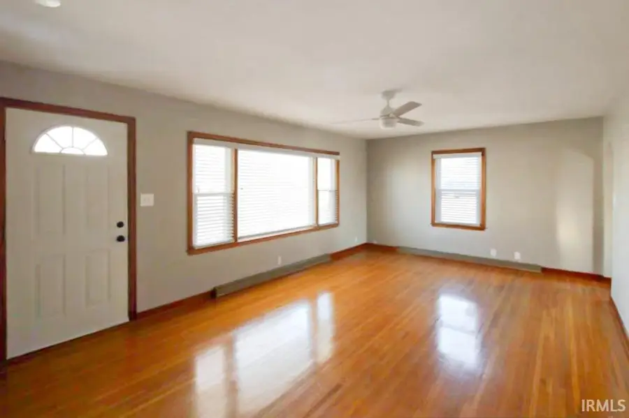 701 E John Street, Fort Branch, IN 47648 - #3