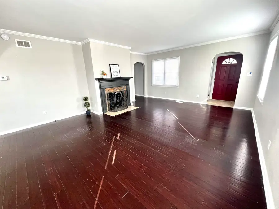 307 S Mccreary Street, Fort Branch, IN 47648 - #3