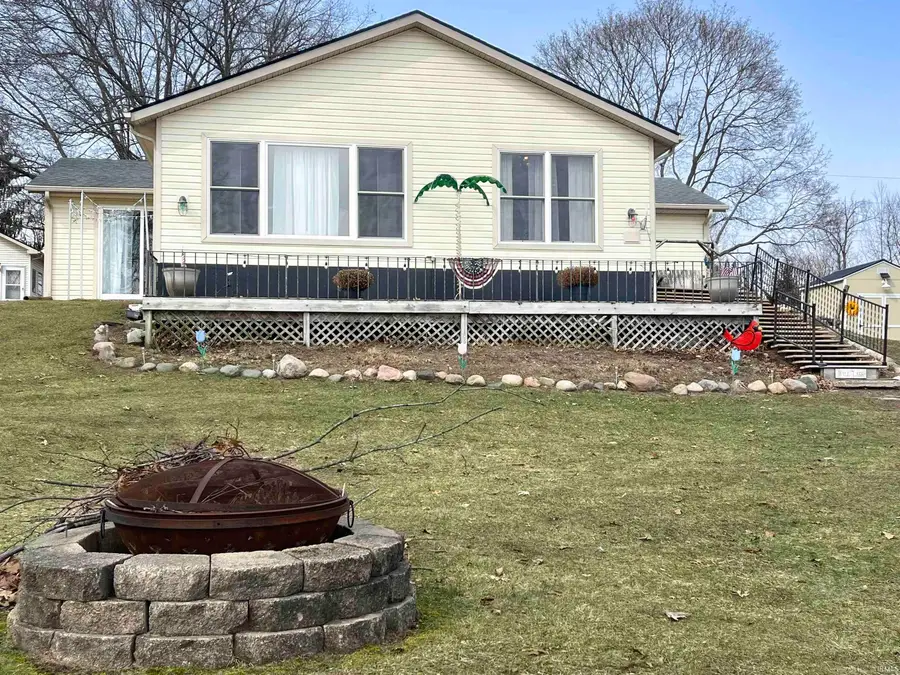 11585 E 600 N, Orland, IN 46776 - #2