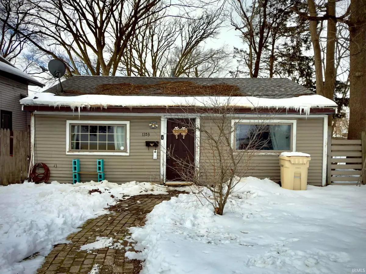 1353 N Olive Street, South Bend, IN 46628 - #1