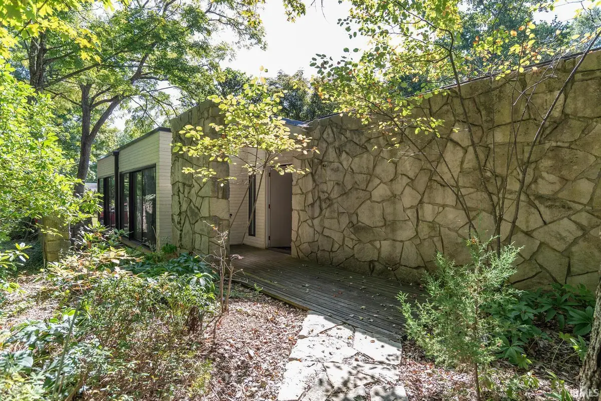 2210 E Woodstock Place, Bloomington, IN 47401 - #1