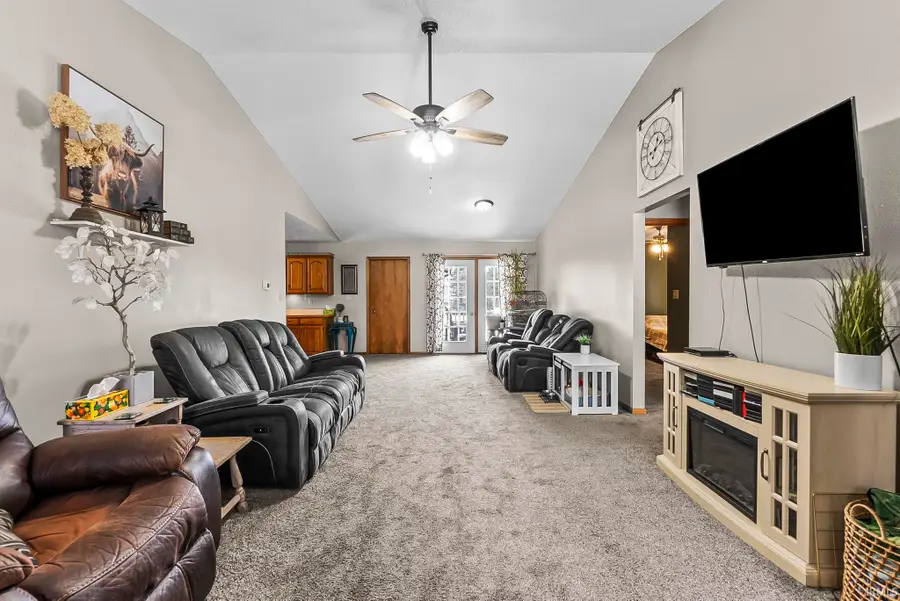 215 S Easterday Drive, Shipshewana, IN 46565 - #3