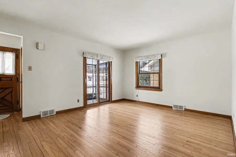 507 Parkovash Avenue, South Bend, IN 46617 - #3