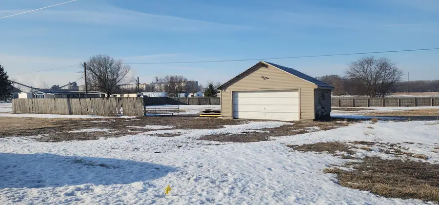 7452 N Monmouth Road, Decatur, IN 46733 - #3