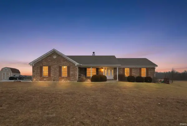 9 Lakeview Court, Hartford City, IN 47348