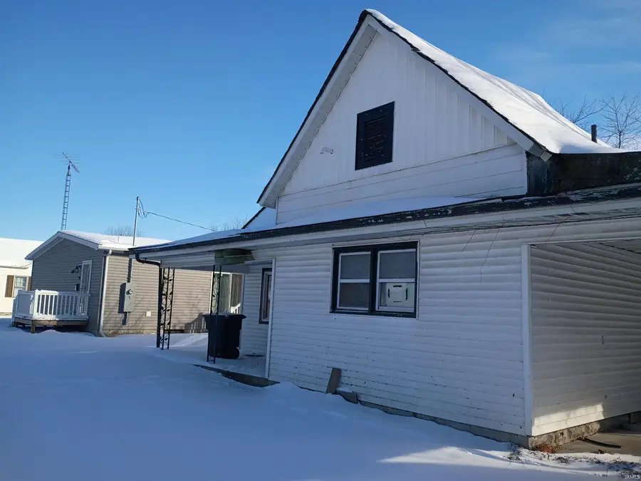 639 NE H Street, Linton, IN 47441 - #3