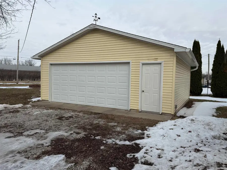 2112 W 6th Street, Marion, IN 46953 - #2