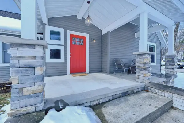 51963 Grape Road, Granger, IN 46530