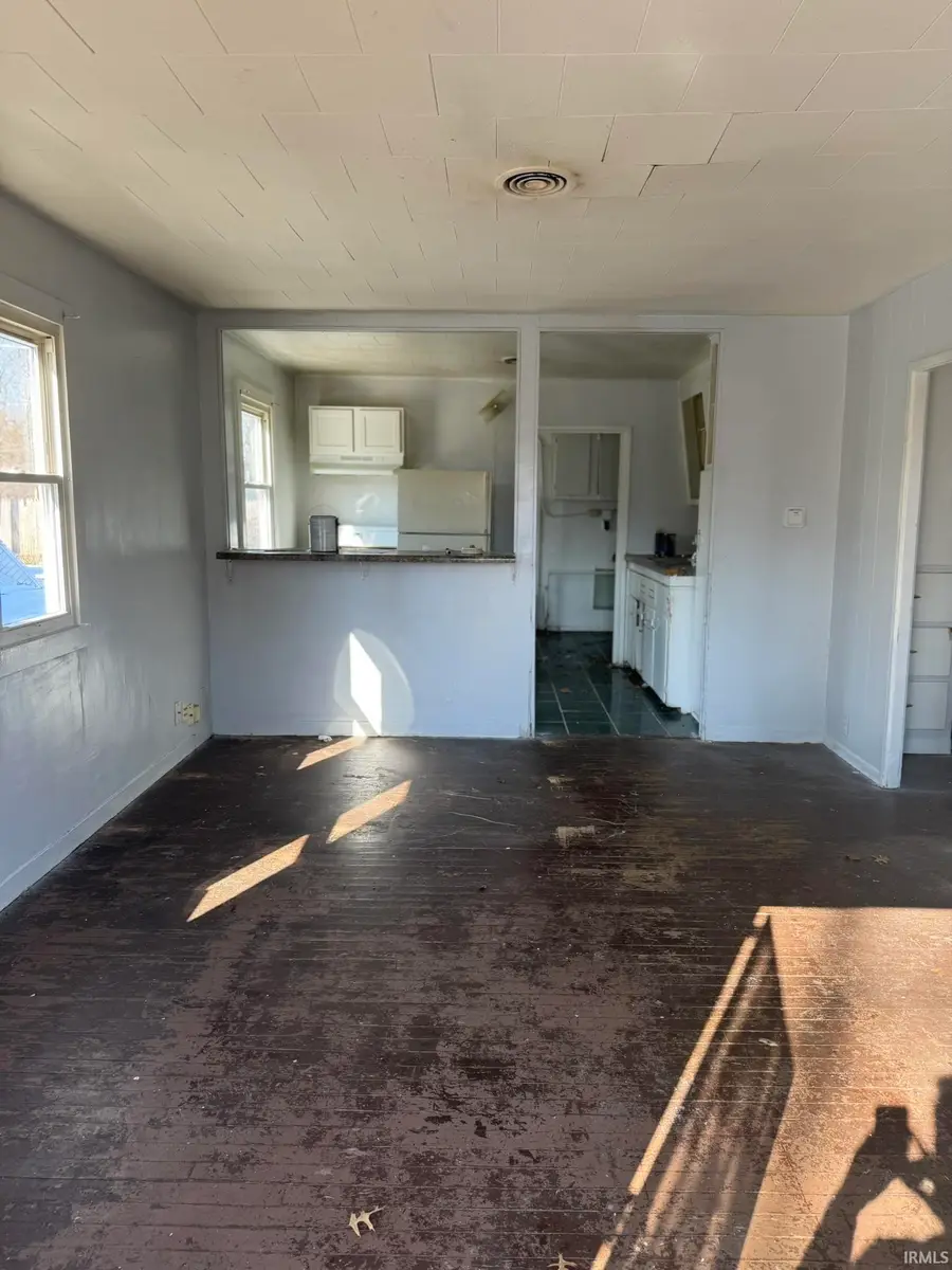 2715 Evans Street, Fort Wayne, IN 46806 - #2