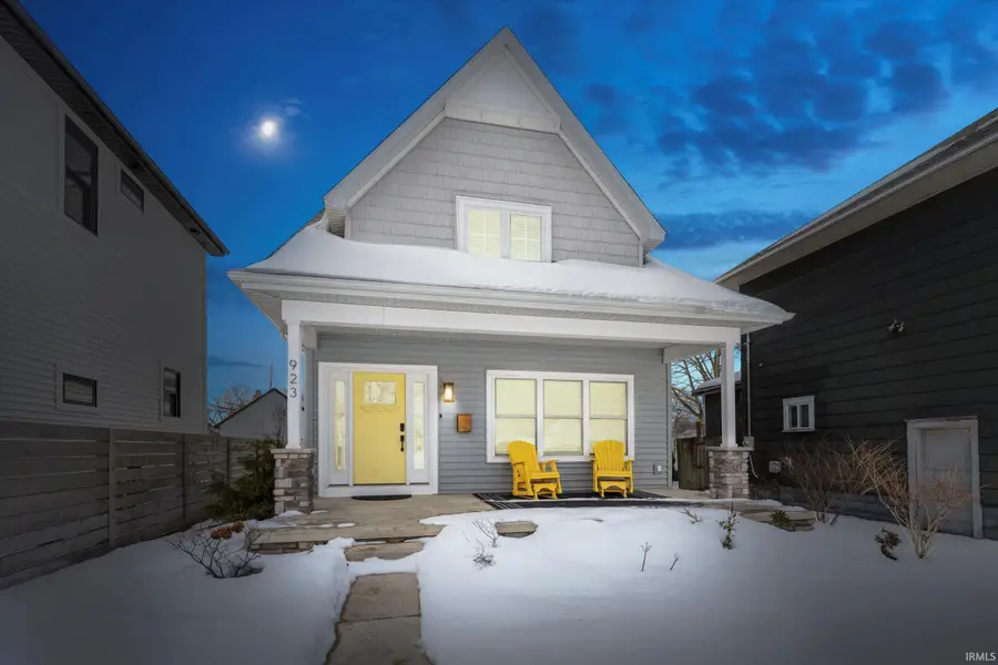 923 N Lawrence Street, South Bend, IN 46617 - #2