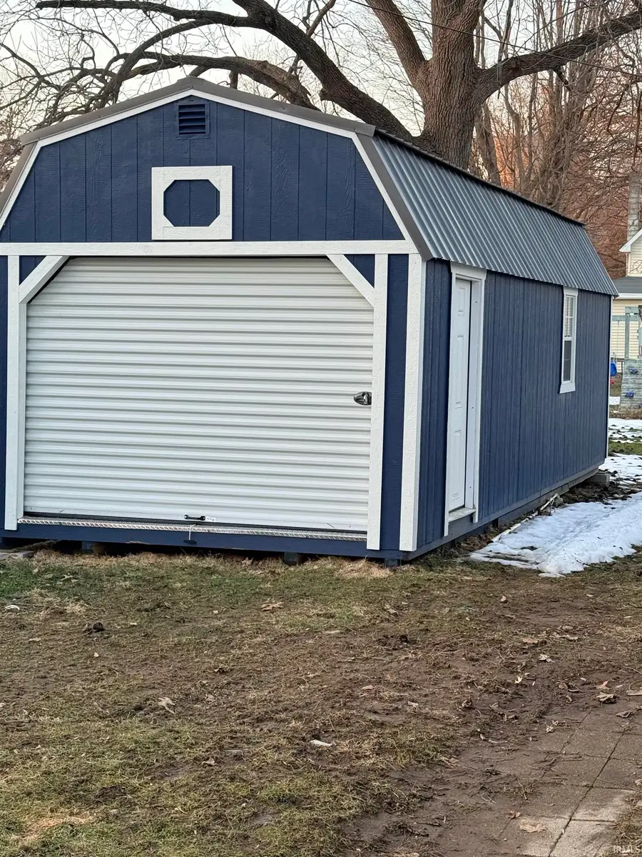 204 South Street, La Paz, IN 46537 - #3