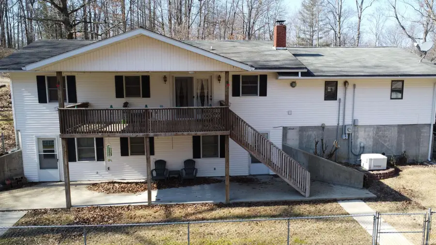 10063 E State Road 56 Road, Dubois, IN 47527 - #3