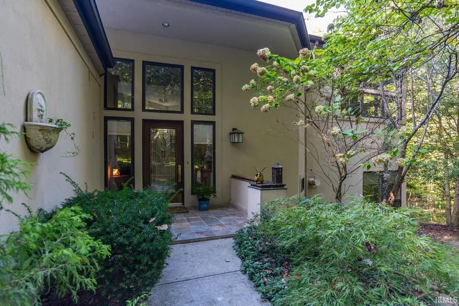 537 E Fawn Ridge Trail, Bloomington, IN 47408 - #2