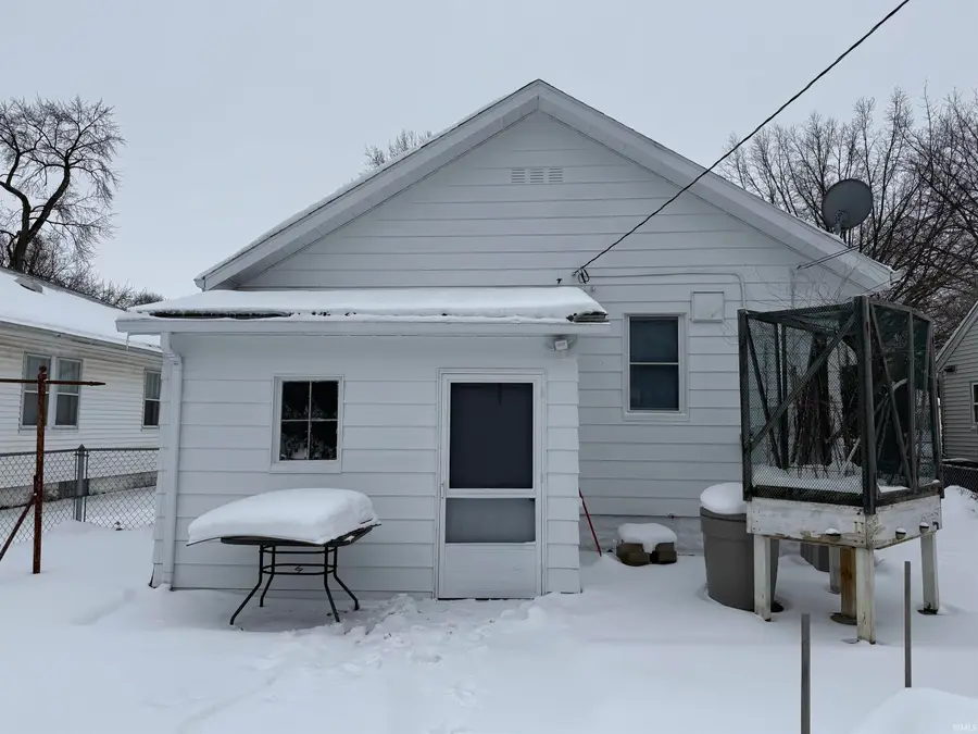 817 E Eckman Street, South Bend, IN 46614 - #3