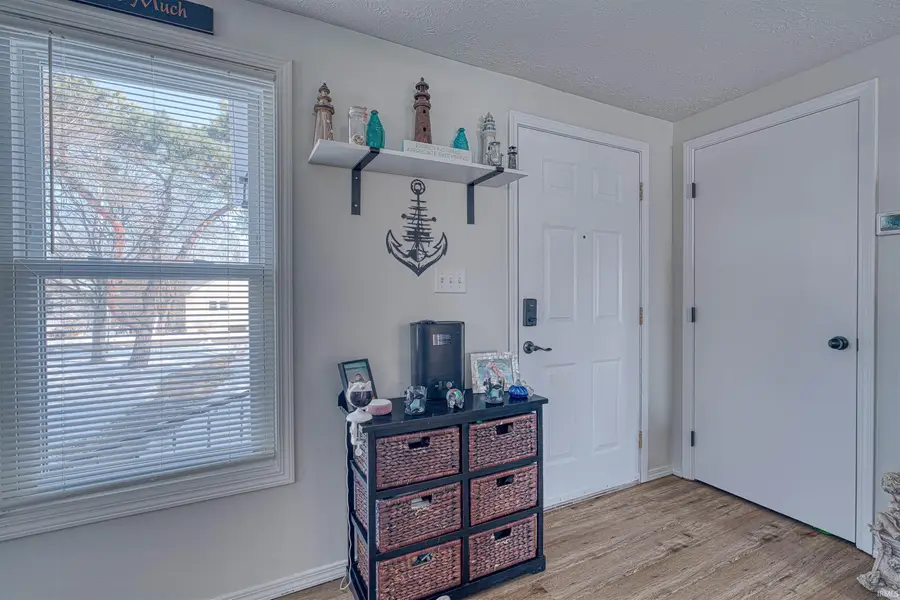 326 W Vine Street, Oakland City, IN 47660 - #3