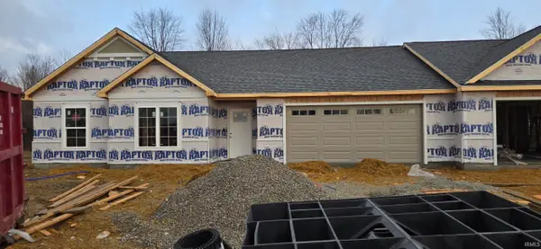 1401 E Boulder Run, Columbia City, IN 46725