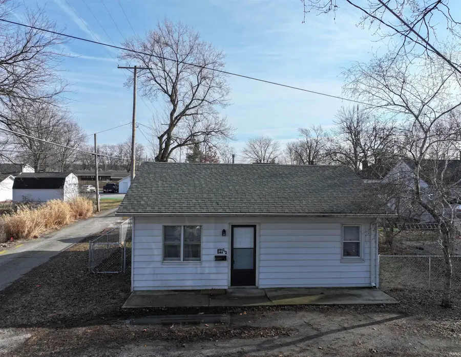 621 1/2 S Monticello Street, Winamac, IN 46996 - #2