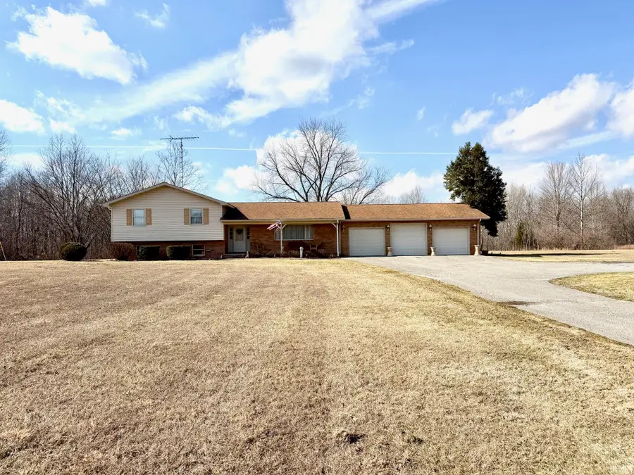 5667 Leesville Road, Bedford, IN 47421 - #2