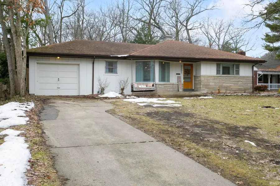 2221 Portage Avenue, South Bend, IN 46616 - #2