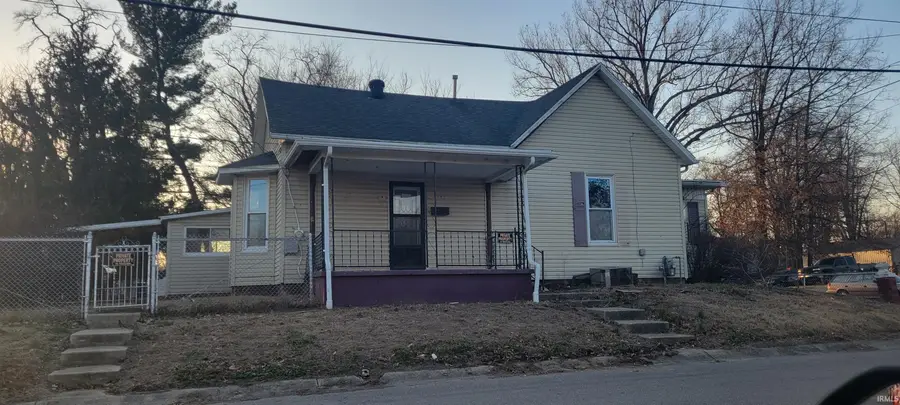 715 E Spruce Street, Princeton, IN 47670 - #3