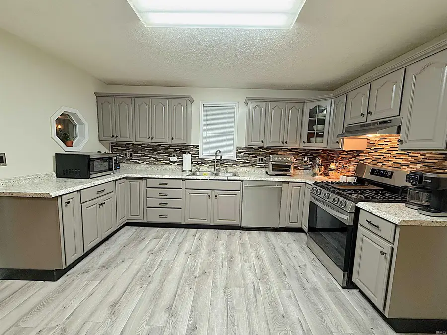 220 N 11th Street, Elwood, IN 46036 - #2