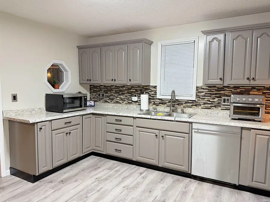 220 N 11th Street, Elwood, IN 46036 - #3