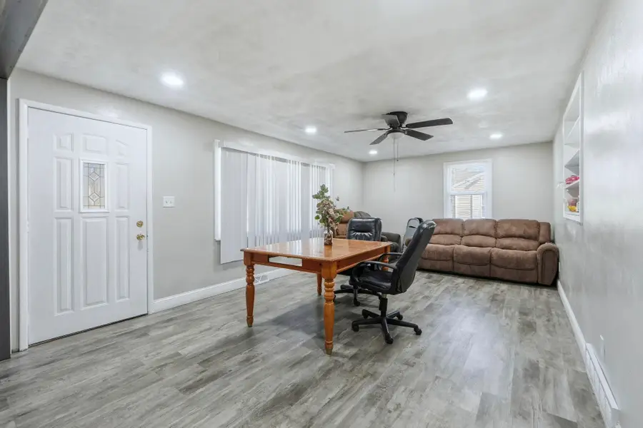 2311 Sunnyside Drive, Elkhart, IN 46516 - #3