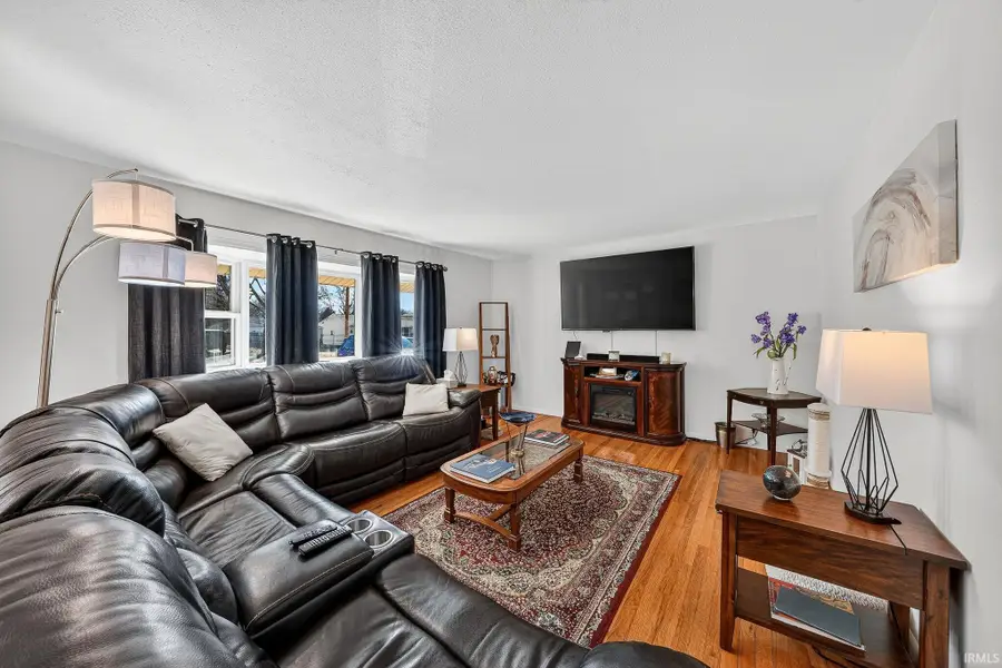 19075 Dresden Drive, South Bend, IN 46637 - #2