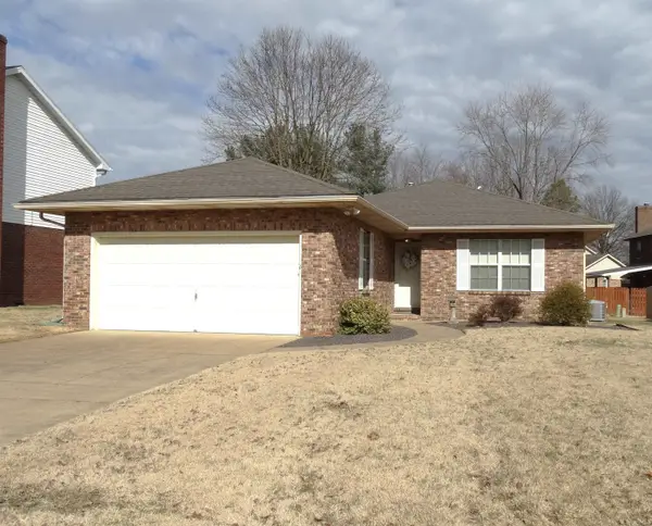 2910 Oakshire Drive, Evansville, IN 47711