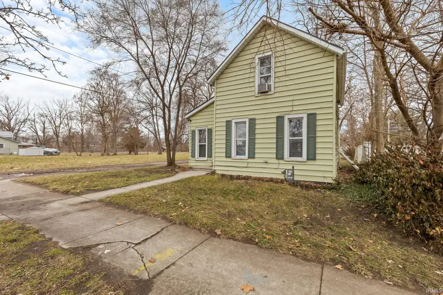 412 W Washington Street, Elkhart, IN 46516 - #3