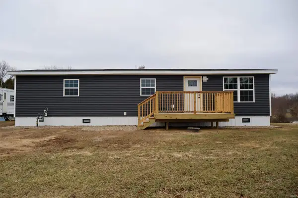 17429 12th Road, Plymouth, IN 46563