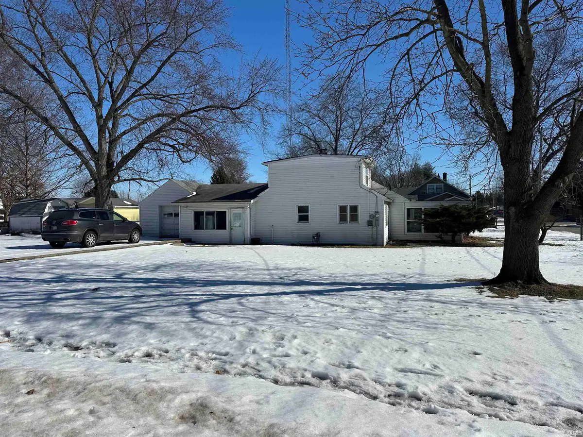 106 E Lewis Street, Culver, IN 46511 - #1